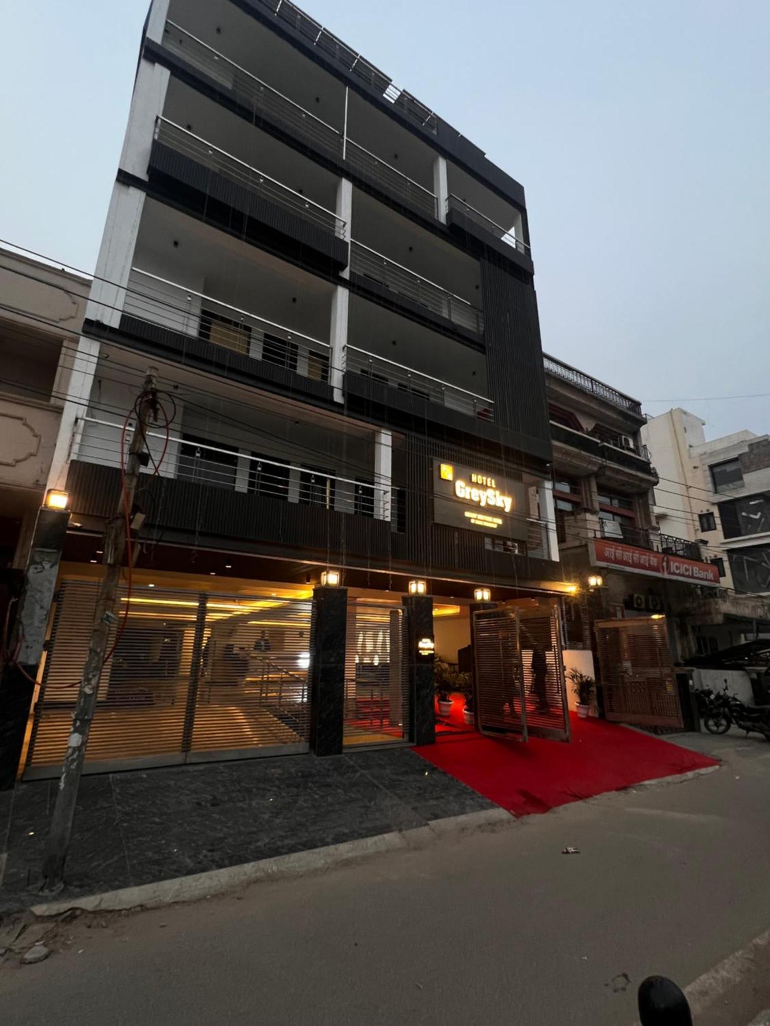 Hotel Grey Sky Neu-Delhi Exterior foto